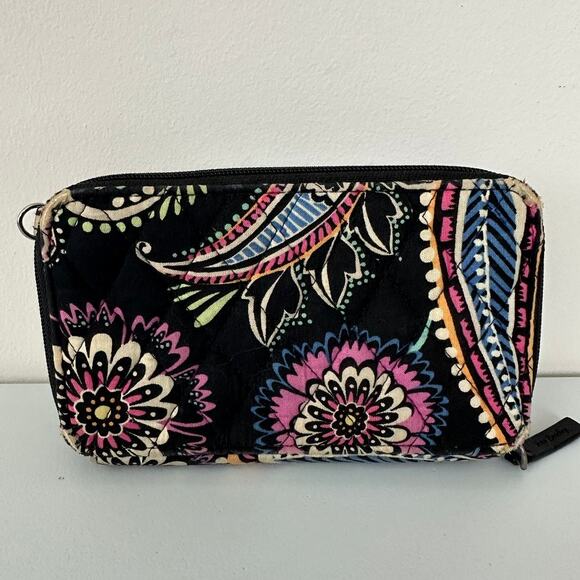 Vera Bradley Bandana Swirl All In One Crossbody Wristlet Wallet No Straps & Wear - Picture 3 of 11